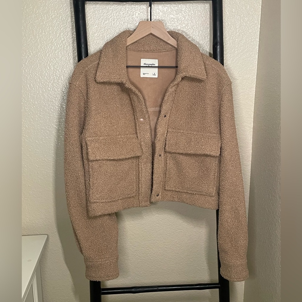 Abercrombie and Fitch Teddy Brown Sherpa cropped jacket size S